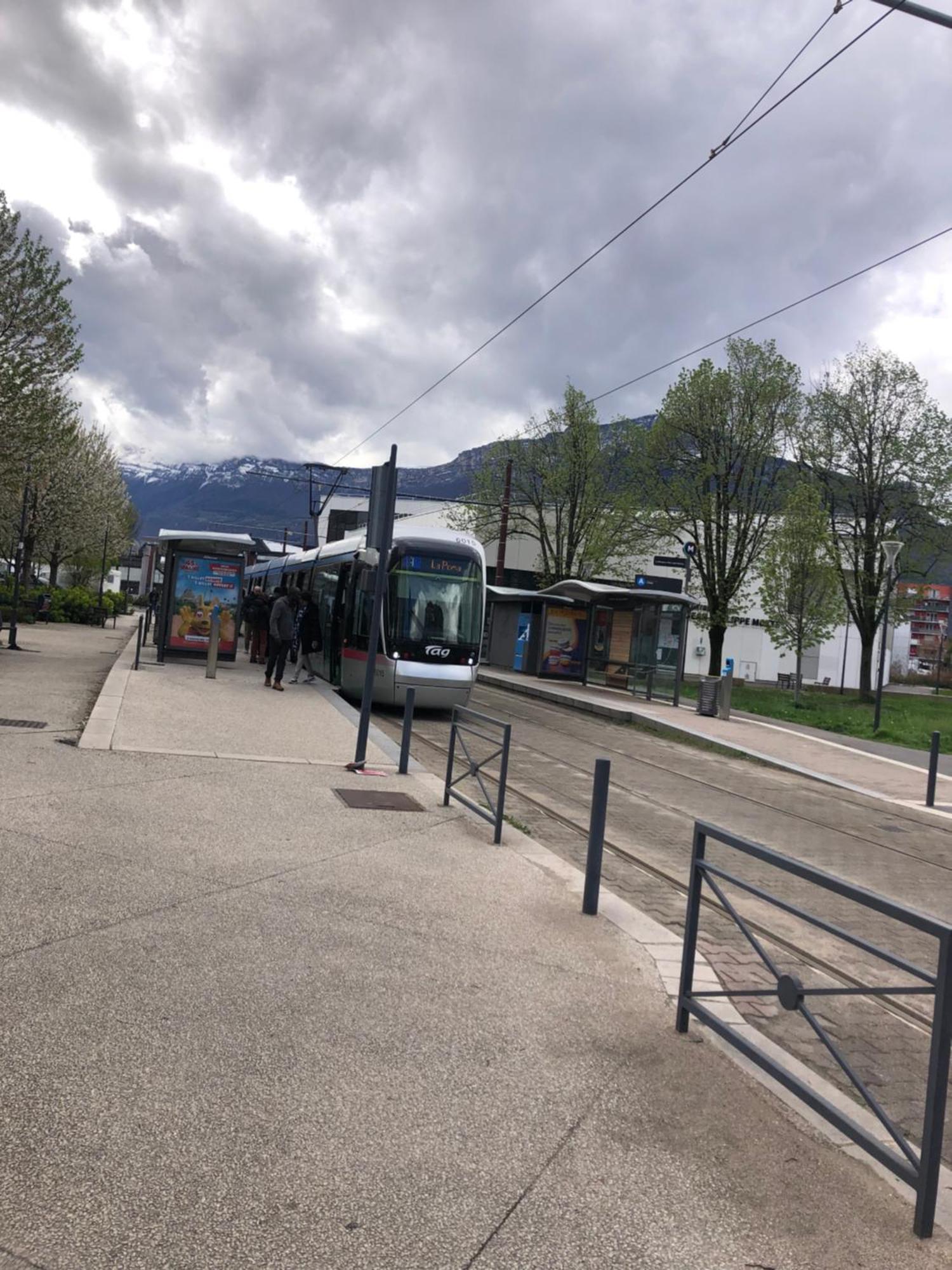 Apartamento Soyeux De La Bruyere/ Grenoble*Parking Gratuit Exterior foto